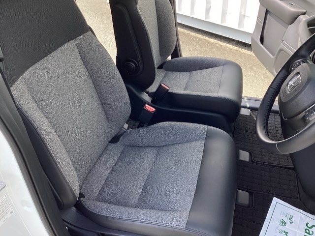 ホンダ フリード １．５ エアー ＥＸ R8年 () 99