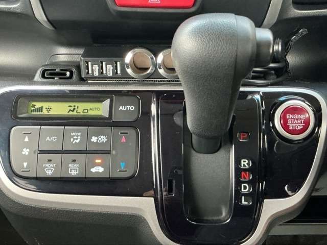 ホンダ Ｎ　ＢＯＸ ６６０ Ｇ ＳＳパッケージ H26年 () 99