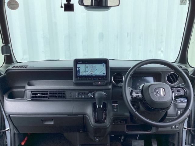 ホンダ Ｎ　ＢＯＸ カスタム ６６０ コーディネートスタイル モノトーン R7年 (近畿) 99