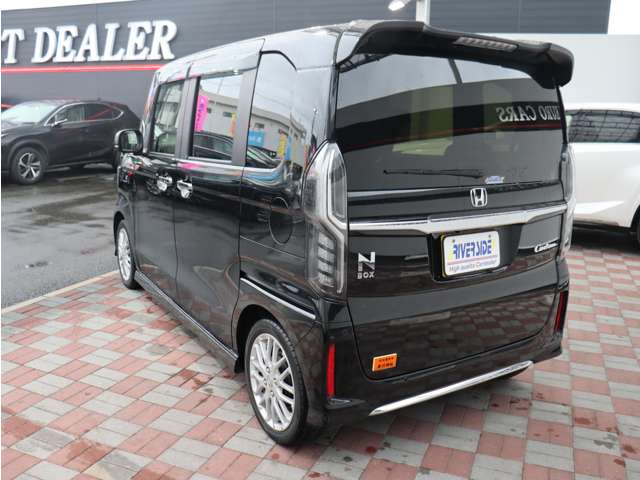 ホンダ Ｎ　ＢＯＸ カスタム ６６０ Ｌ ターボ R4年 (関東) 99