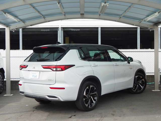 三菱 アウトランダーＰＨＥＶ ＰＨＥＶ ２．４ Ｐ ４ＷＤ R4年 () 99