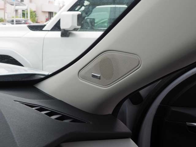 三菱 アウトランダーＰＨＥＶ ＰＨＥＶ ２．４ Ｐ ４ＷＤ R4年 () 99