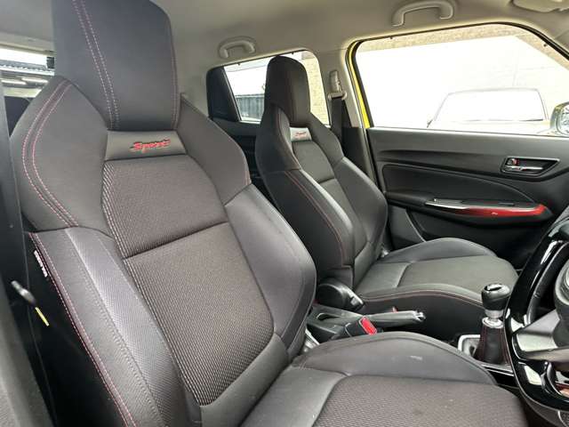 スズキ スイフト スポーツ １．４ セーフティパッケージ装着車 R2年 () 99