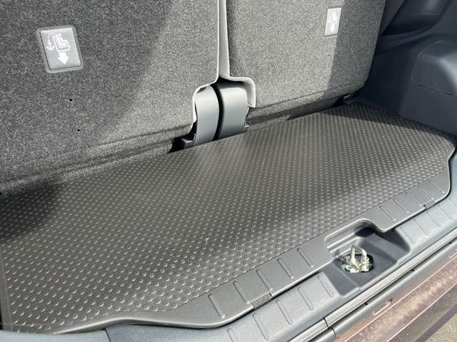 ダイハツ タント ６６０ Ｌ R8年 (中国) 99