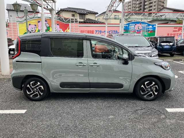 トヨタ シエンタ　ハイブリッド ハイブリッド １．５ Ｚ R5年 () 99