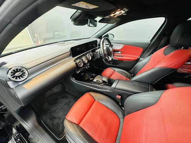 メルセデスベンツ Ａクラス Ａ２５０ ４マチック ＡＭＧライン ４ＷＤ R2年 () 99