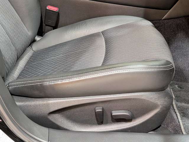 日産 スカイライン ２．０ ２００ＧＴ－Ｔ H29年 (関東) 99