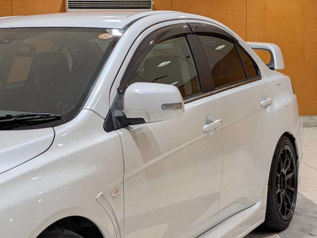 三菱 ランサー ２．０ ＧＳＲ Ｘ ４ＷＤ H22年 (関東) 99