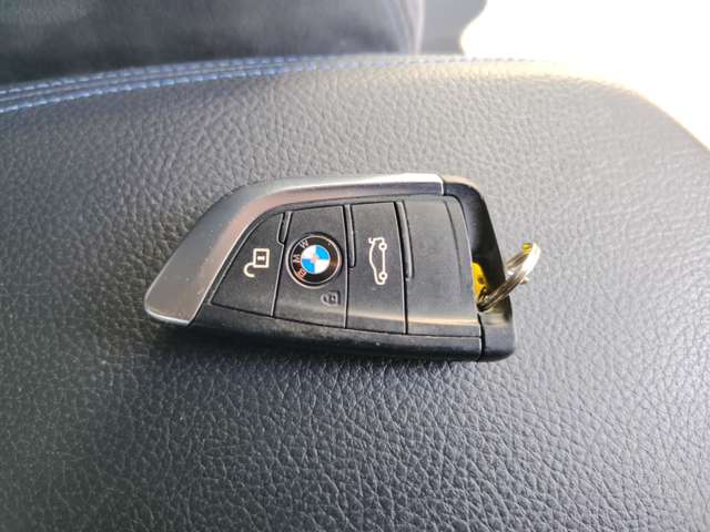 ＢＭＷ Ｘ１ Ｘドライブ １８Ｄ Ｍスポーツ ４ＷＤ H29年 () 99