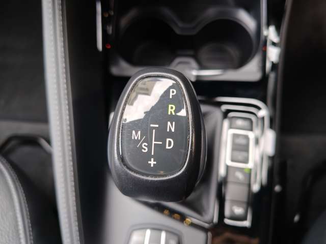 ＢＭＷ Ｘ１ Ｘドライブ １８Ｄ Ｘライン ４ＷＤ H28年 (近畿) 99