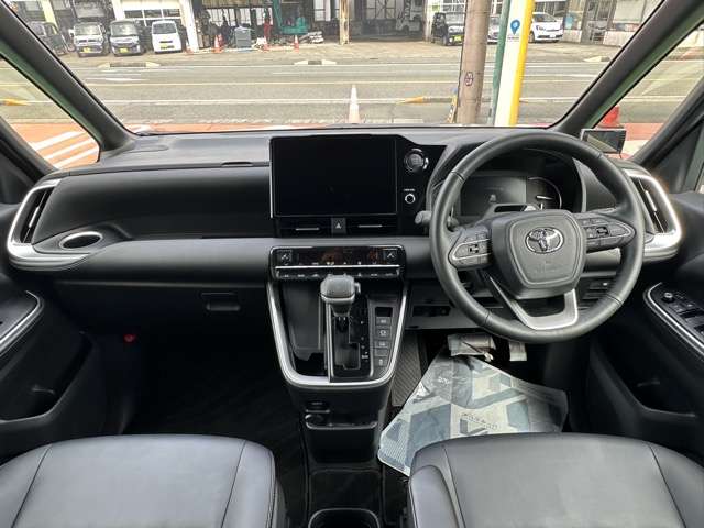 トヨタ ノア ２．０ Ｓ－Ｚ R7年 () 99