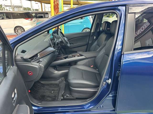 日産 ノートオーラ １．２ Ｇ レザーエディション R6年 () 99