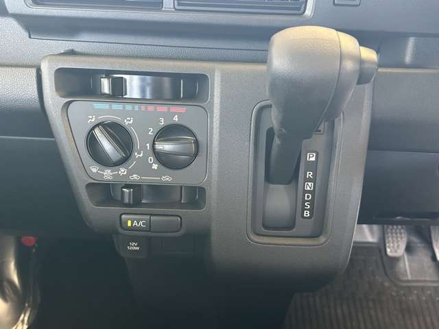 ダイハツ ハイゼットバン ６６０ Ｌ ４ＷＤ R6年 () 99