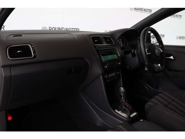 フォルクスワーゲン ポロ ＧＴＩ H25年 (近畿) 99