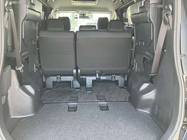 トヨタ ヴォクシー ２．０ ＺＳ 煌ＩＩ R2年 () 99