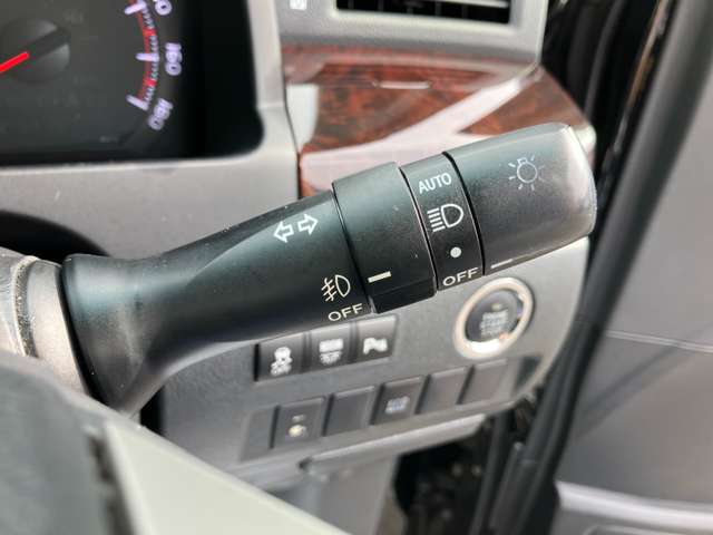 トヨタ ヴェルファイア ２．４ Ｚ ４ＷＤ H26年 (関東) 99