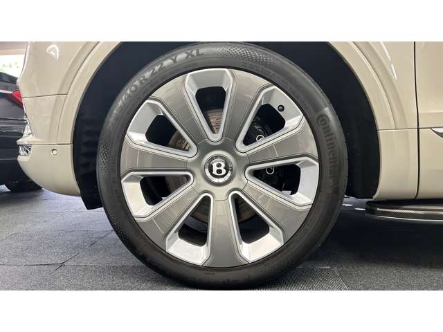 ベントレー ベンテイガ ６．０ ４ＷＤ R1年 (関東) 99