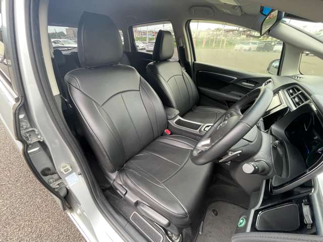 ホンダ シャトル １．５ ハイブリッド Ｘ ４ＷＤ H27年 () 99