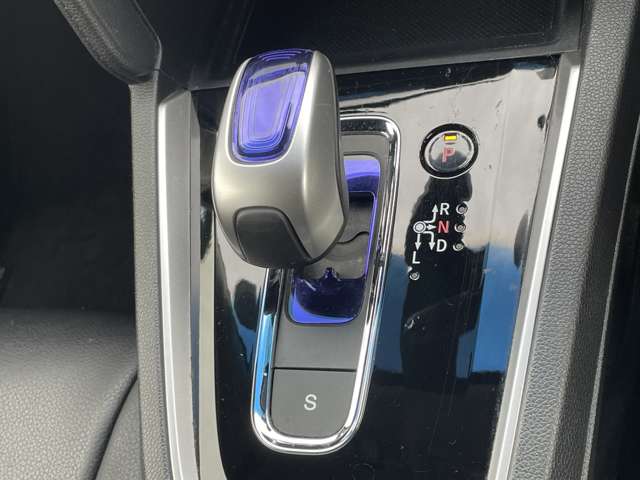 ホンダ シャトル １．５ ハイブリッド Ｘ ４ＷＤ H27年 () 99