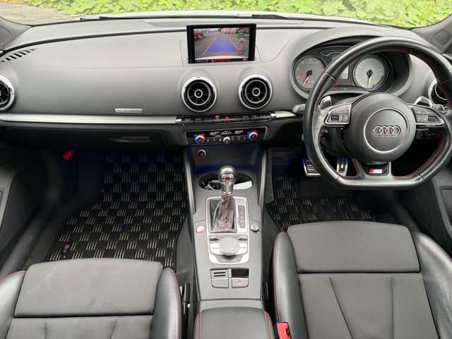 アウディ Ｓ３　スポーツバック ２．０ ４ＷＤ H27年 (関東) 99