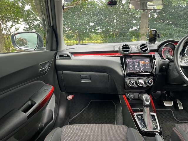 スズキ スイフト スポーツ １．４ セーフティパッケージ装着車 R2年 (関東) 99