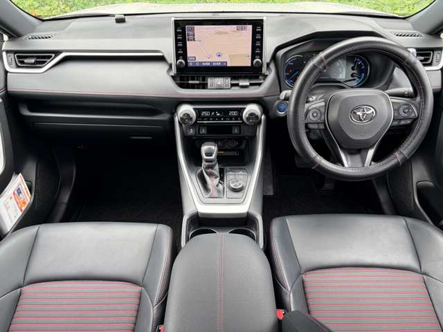 トヨタ ＲＡＶ４　ＰＨＶ ２．５ Ｇ Ｅ－ＦＯＵＲ ４ＷＤ R3年 (関東) 99