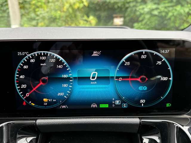 メルセデスベンツ ＥＱＡ ２５０ ＡＭＧライン R3年 (関東) 99
