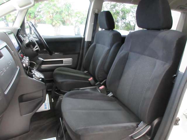 三菱 デリカ　Ｄ：５ ２．２ Ｄ パワーパッケージ ディーゼルターボ ４ＷＤ H29年 (関東) 99
