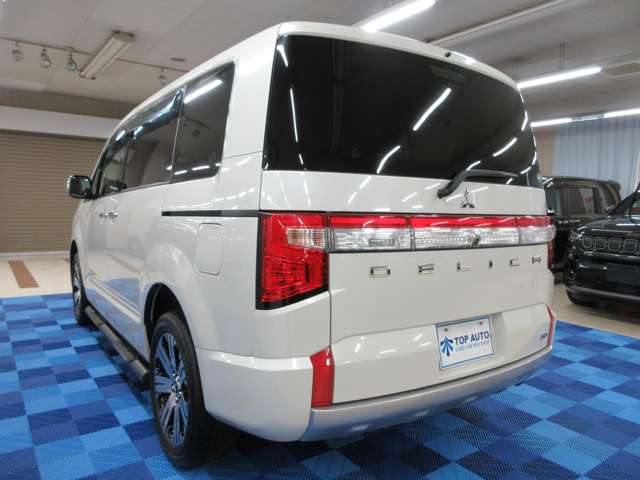 三菱 デリカ　Ｄ：５ ２．２ Ｐ ディーゼルターボ ４ＷＤ R1年 (関東) 99