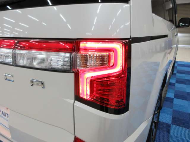 三菱 デリカ　Ｄ：５ ２．２ Ｐ ディーゼルターボ ４ＷＤ R1年 (関東) 99