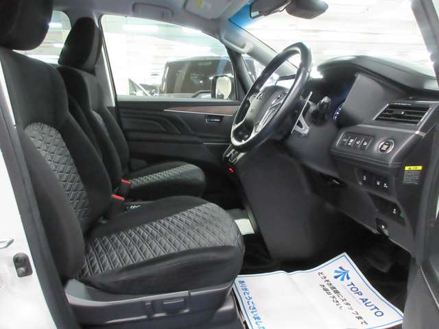 三菱 デリカ　Ｄ：５ ２．２ Ｐ ディーゼルターボ ４ＷＤ R1年 (関東) 99