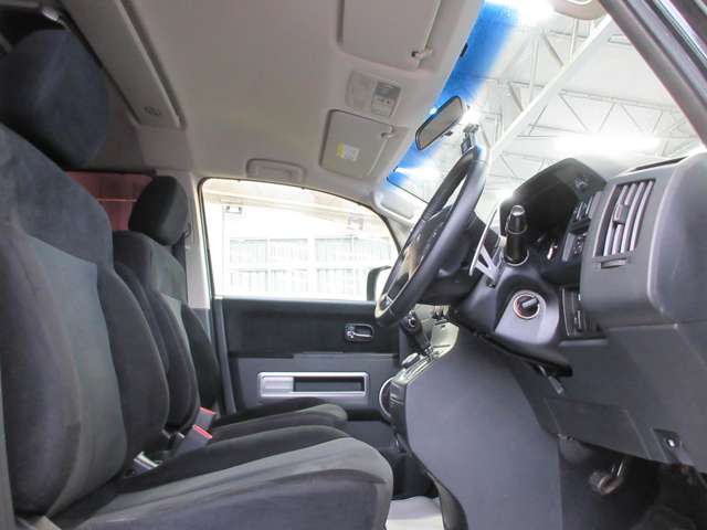 三菱 デリカ　Ｄ：５ ２．４ Ｇ パワーパッケージ ４ＷＤ H22年 (関東) 99