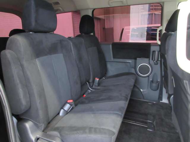 三菱 デリカ　Ｄ：５ ２．４ Ｇ パワーパッケージ ４ＷＤ H22年 (関東) 99