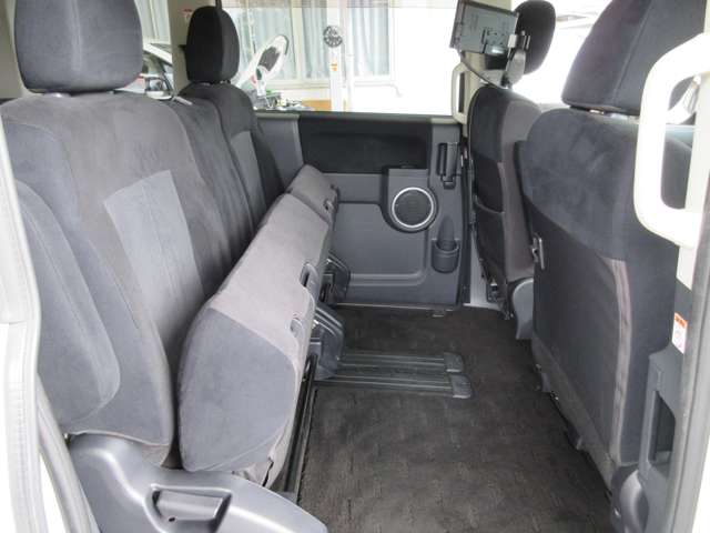 三菱 デリカ　Ｄ：５ ２．４ Ｇ パワーパッケージ ４ＷＤ H23年 (関東) 99