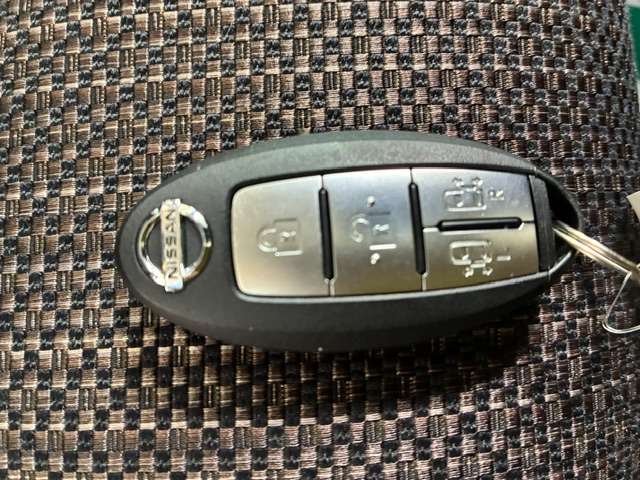 日産 セレナ ２．０ ハイウェイスター Ｖセレクション＋ＳＡＦＥＴＹ Ｓ－ＨＹＢＲＩＤ H28年 () 99