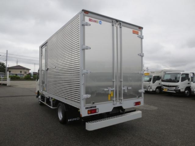 日野自動車 デュトロ ３Ｔ R7年 () 99