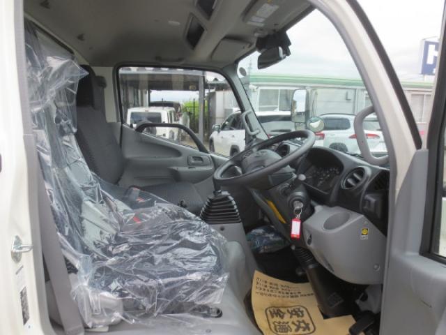 日野自動車 デュトロ ２Ｔ R6年 () 99