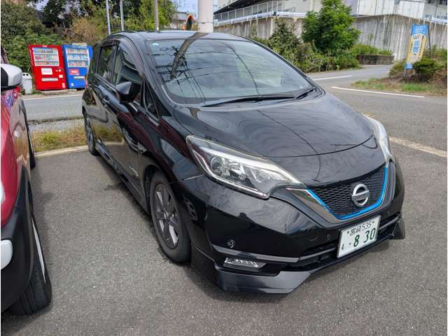 日産 ノート １．２ Ｅ－ＰＯＷＥＲ Ｘ ブラックアロー H29年 (九州・沖縄) 99