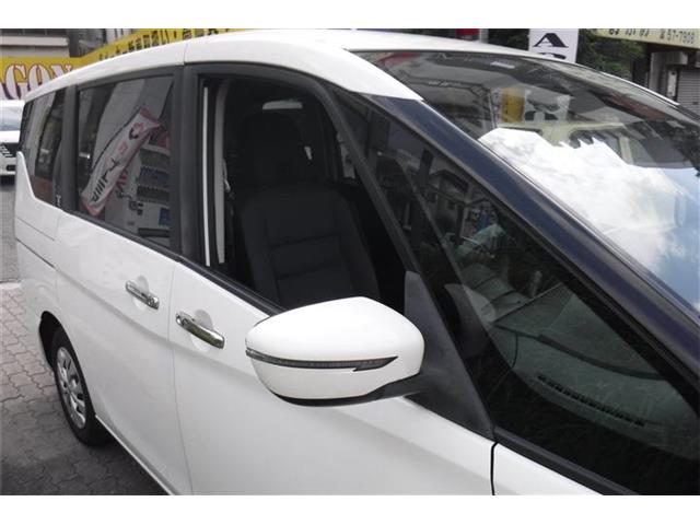 日産 セレナ ２．０ Ｘ H29年 () 99
