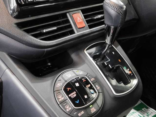 トヨタ ヴォクシー ２．０ ＺＳ 煌 H28年 () 99