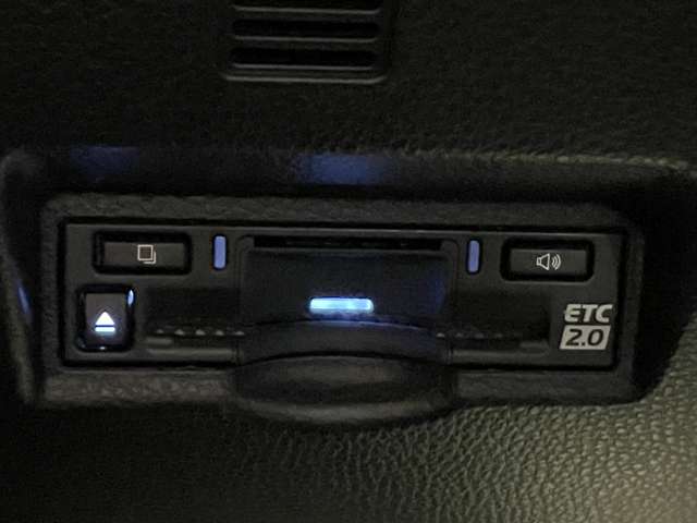 トヨタ ヴォクシー １．８ ハイブリッド Ｓ－Ｚ R5年 () 99