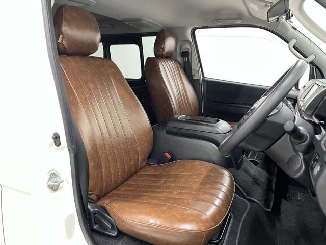 トヨタ ハイエースバン ２．８ スーパーＧＬ ロング ディーゼルターボ ４ＷＤ R4年 () 99
