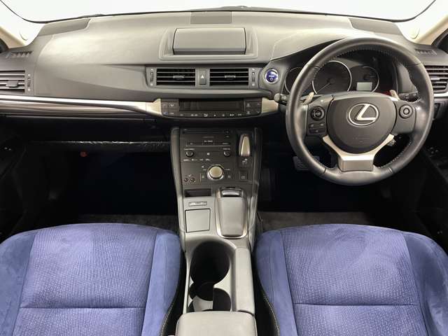 レクサス ＣＴ２００ｈ バージョンＣ H27年 (近畿) 99