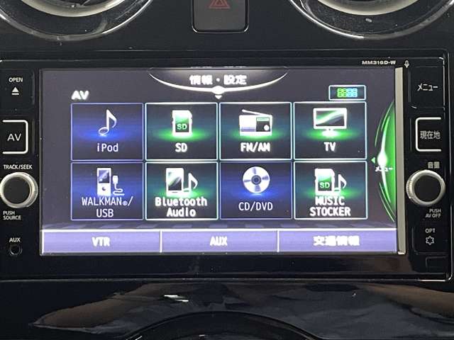 日産 ノート １．２ Ｘ ＤＩＧ－Ｓ H29年 (近畿) 99