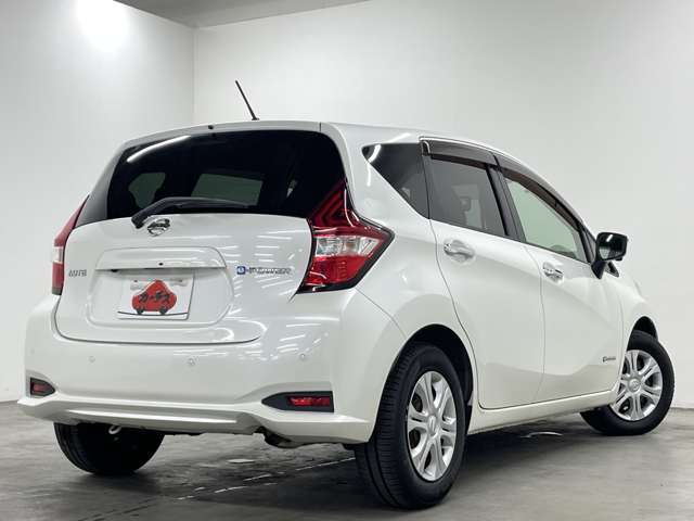 日産 ノート １．２ Ｅ－ＰＯＷＥＲ Ｘ H29年 (近畿) 99