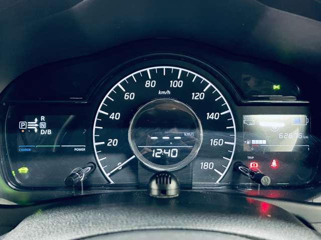日産 ノート １．２ Ｅ－ＰＯＷＥＲ Ｘ H29年 (近畿) 99