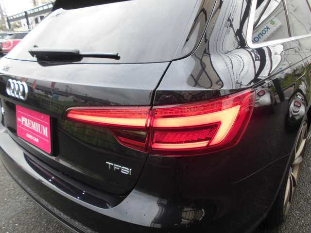 アウディ Ａ４　アバント ２．０ ＴＦＳＩ スポーツ Ｓラインパッケージ H29年 () 99