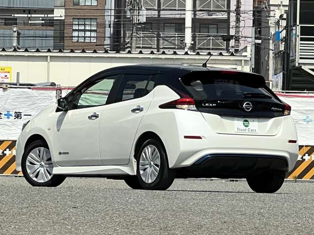 日産 リーフ Ｓ H30年 (近畿) 99