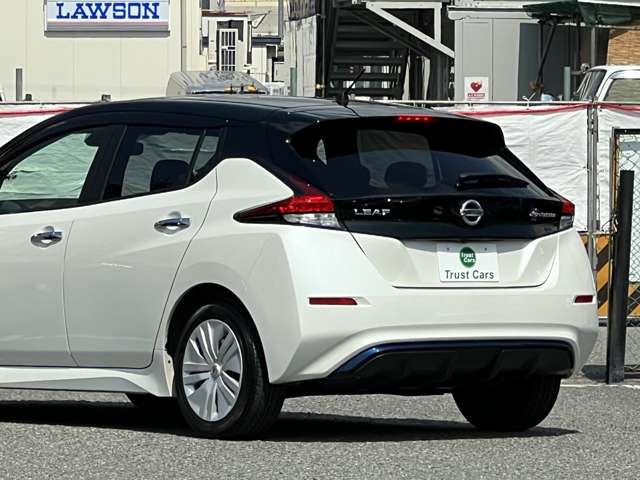 日産 リーフ Ｓ H30年 (近畿) 99