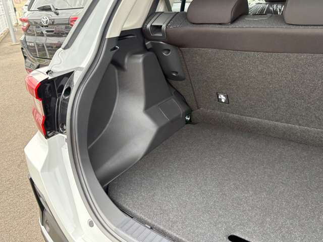 トヨタ ライズ １．２ Ｚ R8年 (四国) 99